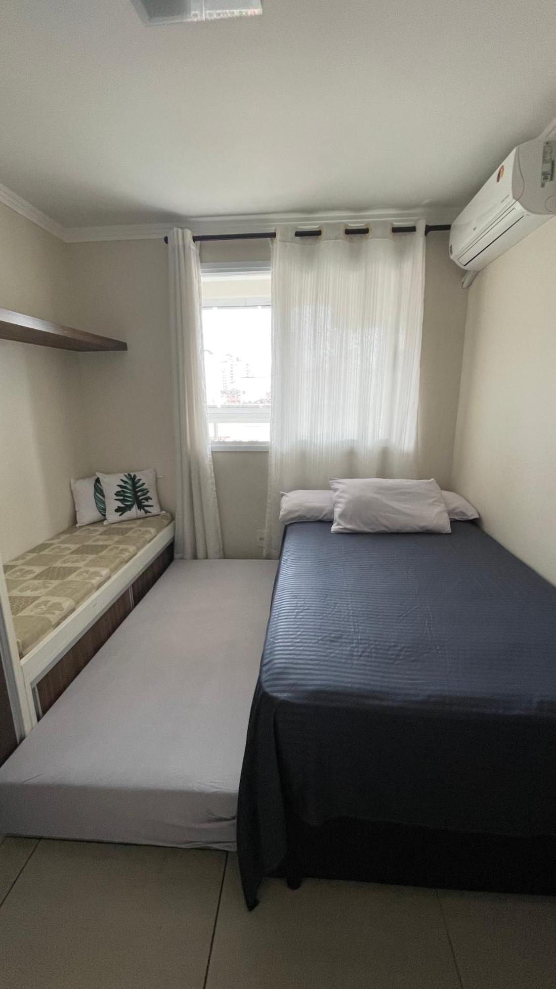 Apartamento Praia Das Asturias グァルジャー エクステリア 写真