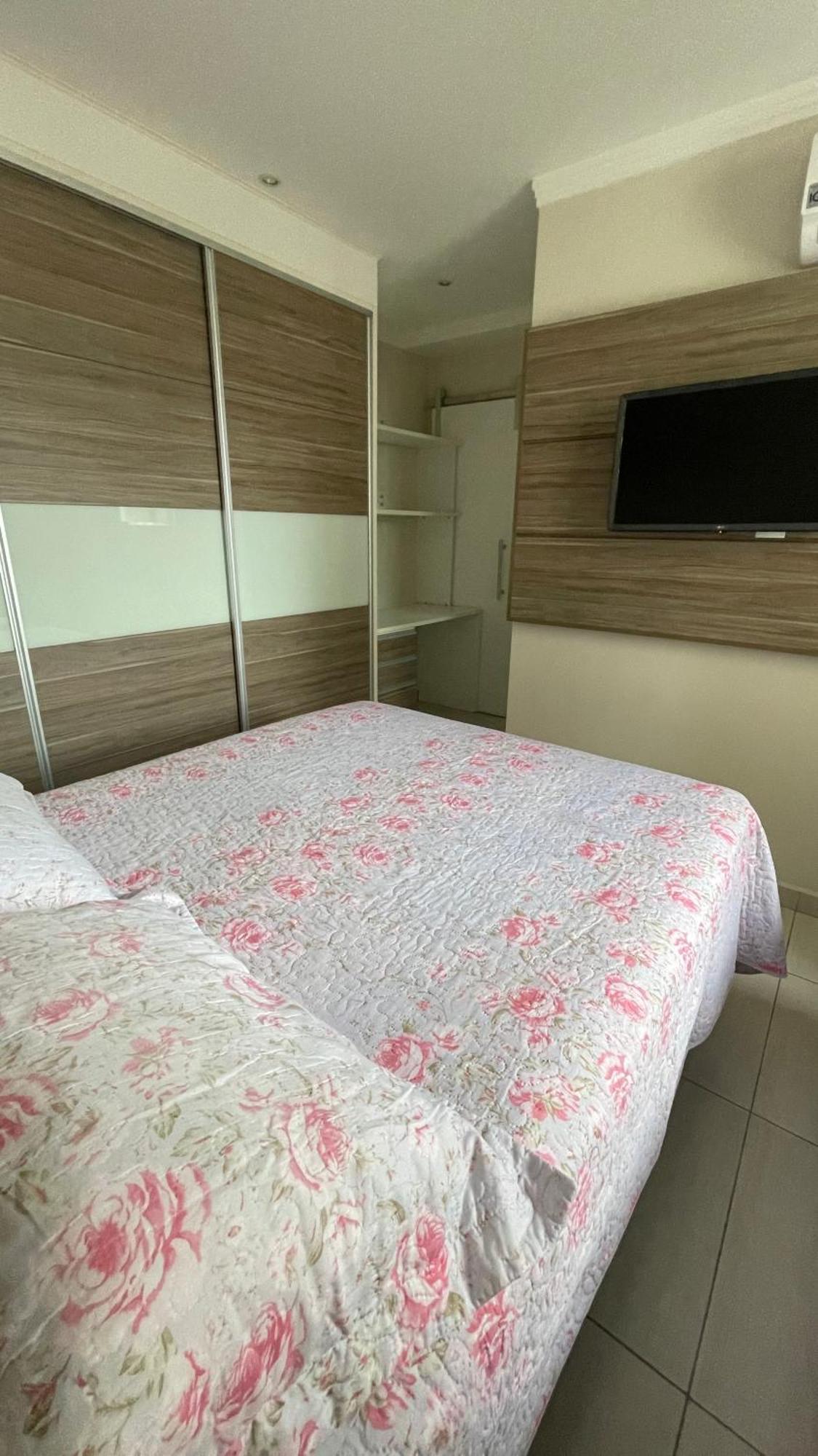 Apartamento Praia Das Asturias グァルジャー エクステリア 写真