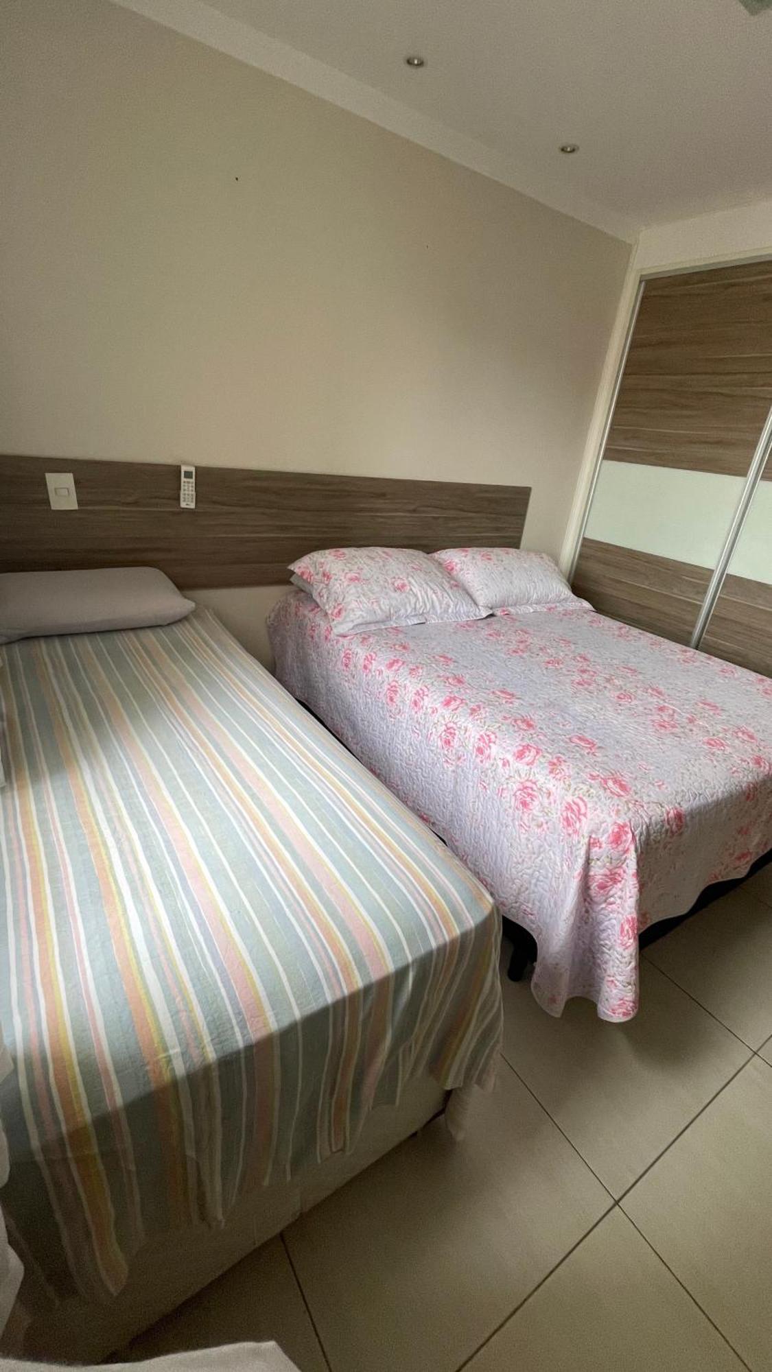 Apartamento Praia Das Asturias グァルジャー エクステリア 写真